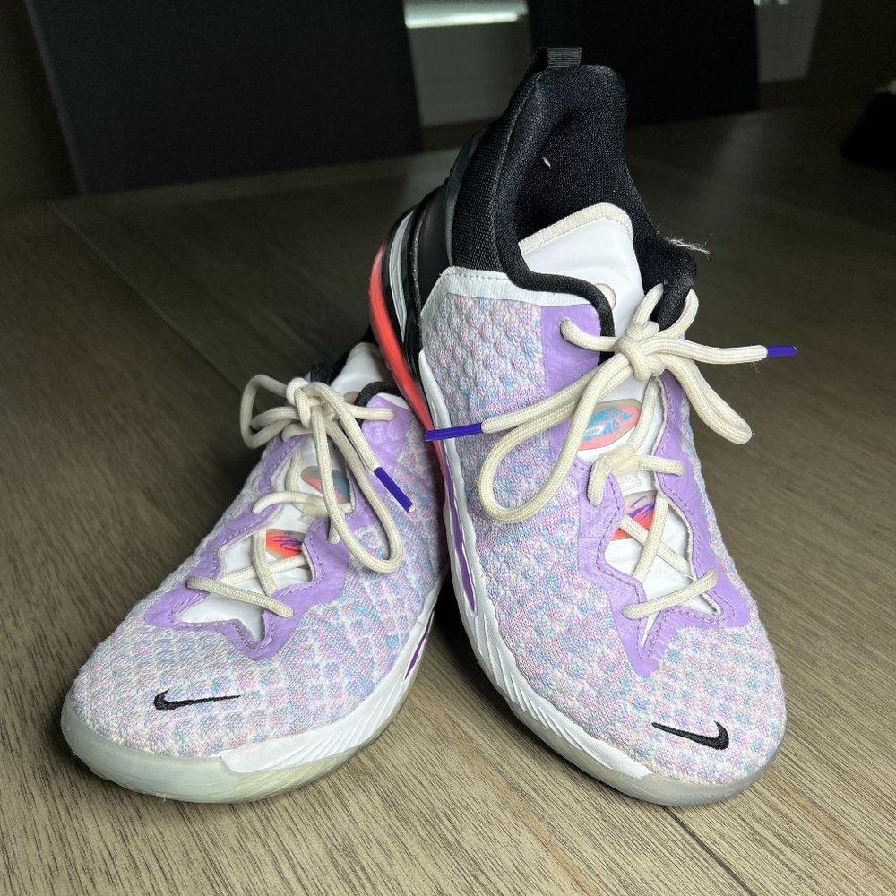 Lebron Girl Basketball Shoes Size 2Y
